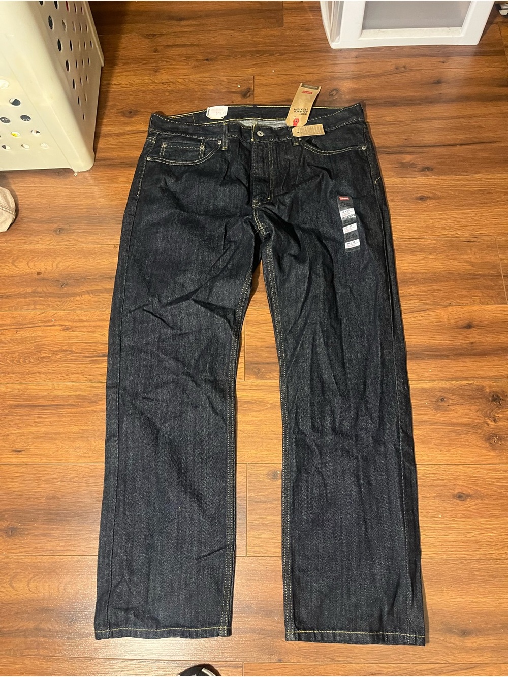 Levi's 559 Men's Indigo Straight Jeans 38x32